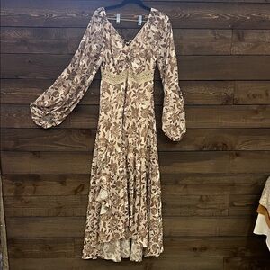 Joyfolie Brown Floral Long Sleeve Dress